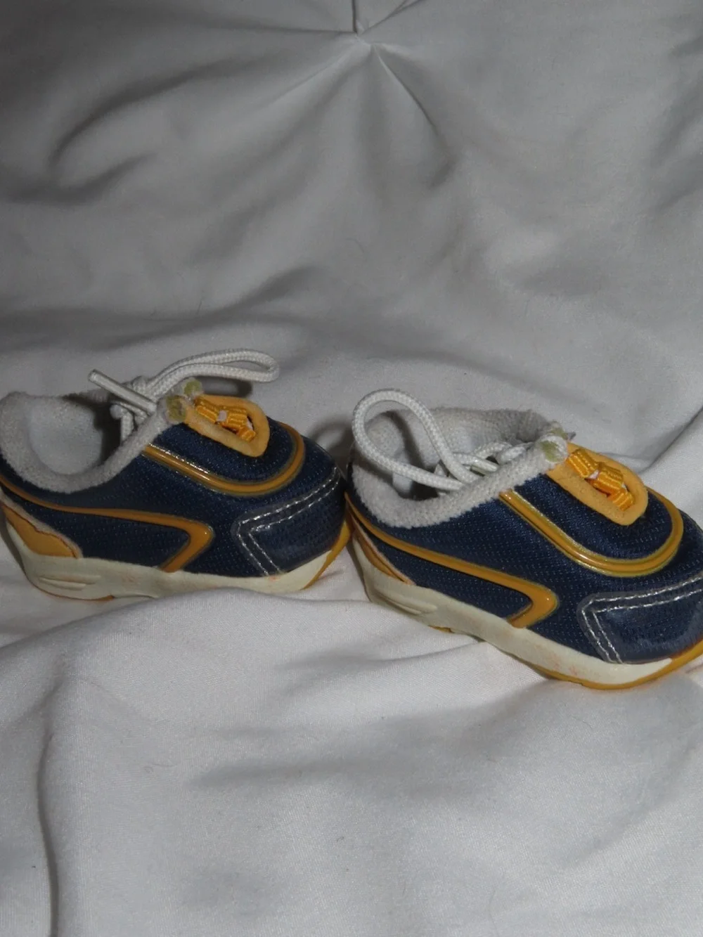 2003 American Girl Cheer Sneakers